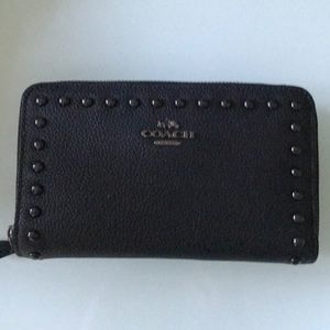 Coach wallet / clutch